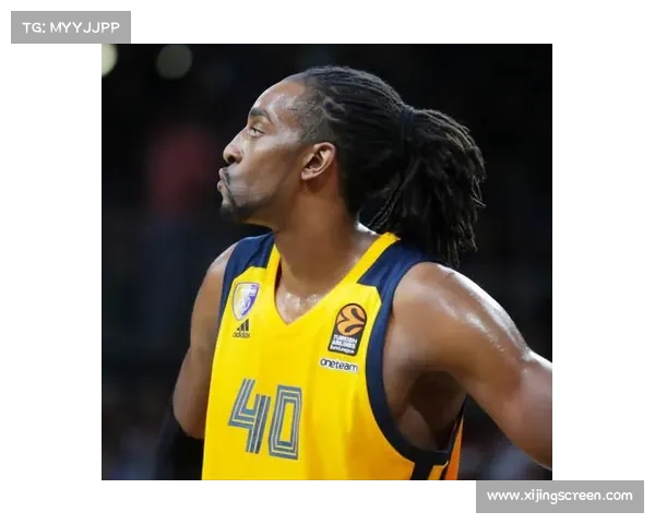 如何通过社交媒体与个人品牌重塑让杰里米埃文斯重新走红